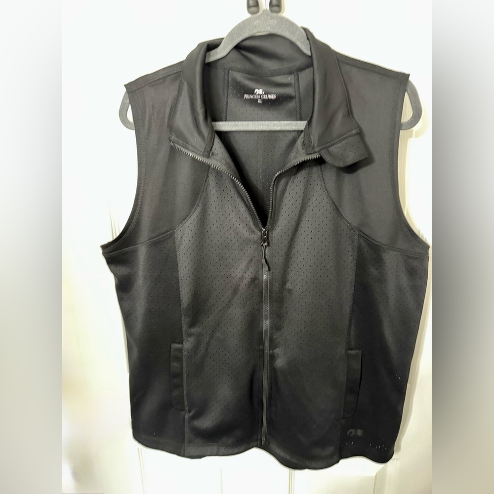 Black XL Princes Cruise line vest with side & inside pockets.